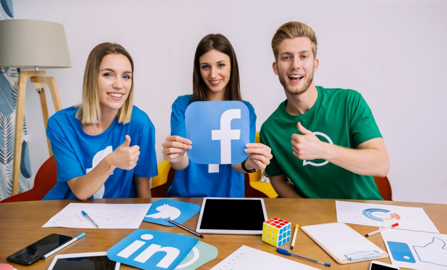 Facebook Ads
